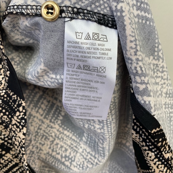 Susan Graver Liquid Knit Shirt w/ gold Zipper Pockets-Black/Wheat 3XL EUC - Picture 2 of 3